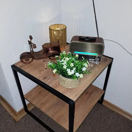 Cozy Enchanted Story - Sara * 斯科普里