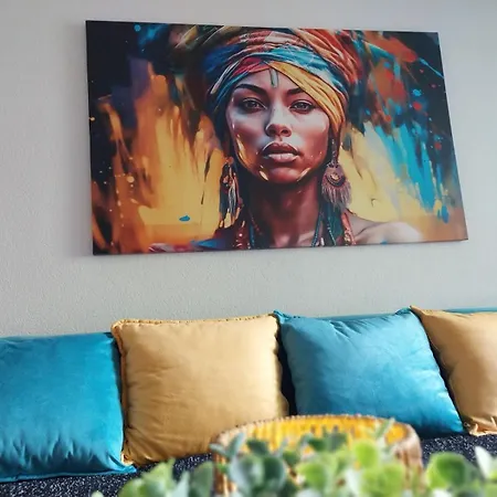 Apartment Cozy Enchanted Story - Sara